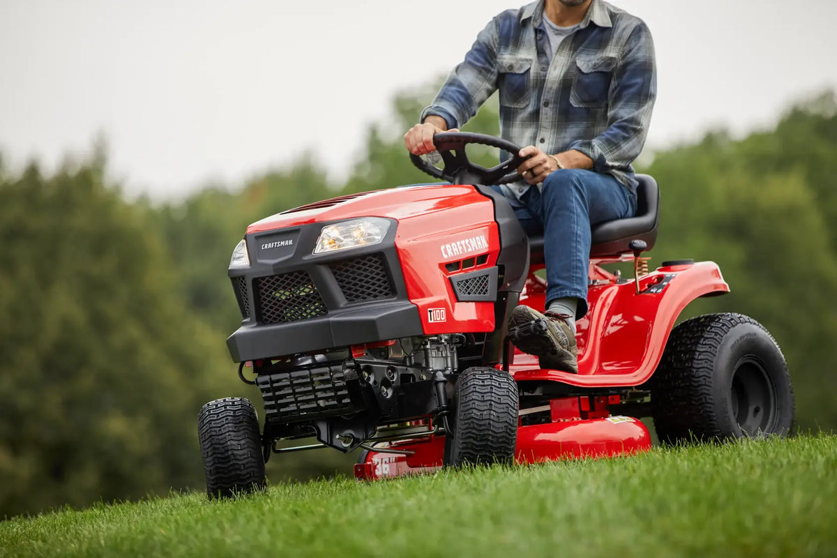 T100 Gear Drive Riding Lawn Mower 91.4cm